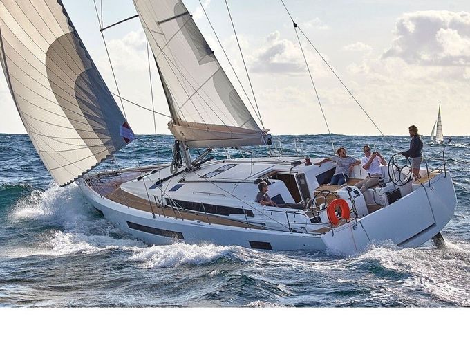 Sailboat Sun Odyssey 490 14m