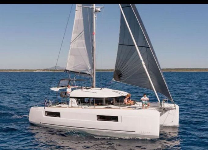 Catamaran Lagoon 42 12m