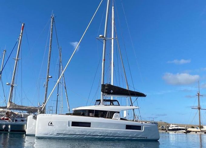 Catamaran Lagoon Lagoon 400 new 12m