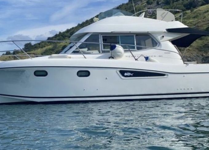 Motorboat Jeanneau Merry Fisher 925 300hp