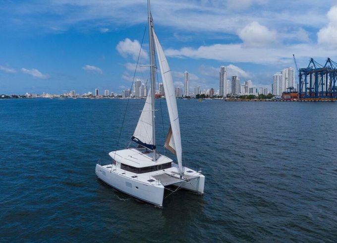 Catamaran Lagoon Lagoon 400 12.2m