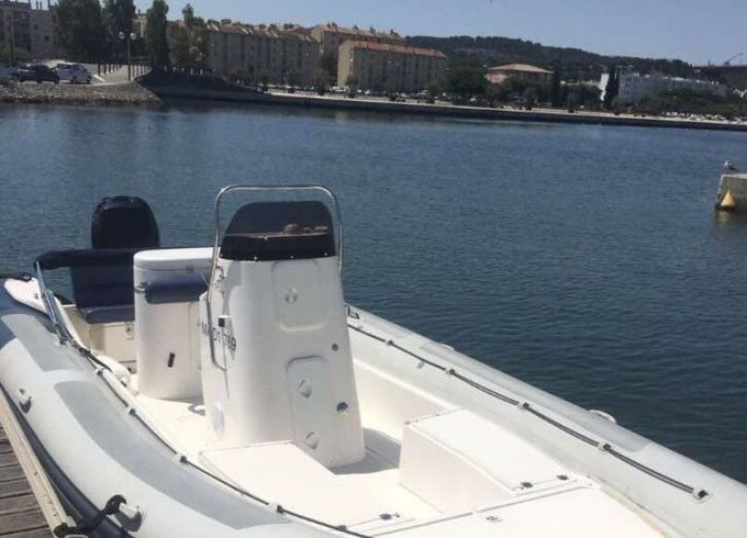 RIB Valiant 760 confort 250hp