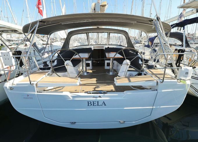 Sailboat Hanse Yachts Hanse 410 12m