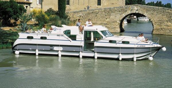 Houseboat Confort 1350