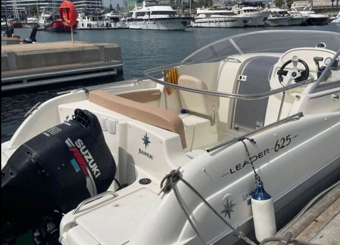 Motorboat Jeanneau Leader 625 140hp