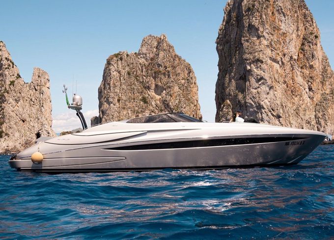 Motor yacht Riva Rivale 52 1824hp