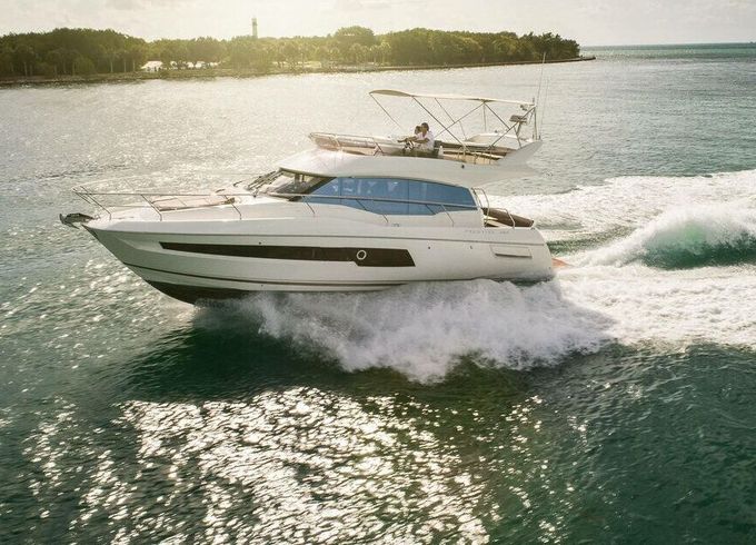 Motor yacht Prestige 460 ALL INCLUSIVE PRIVATE RENTAL WITH JET SKI!!! 760hp