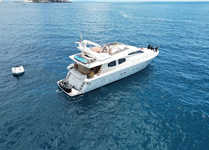 Motor yacht Rizzardi TECHNEMA 65 FLY 1600hp