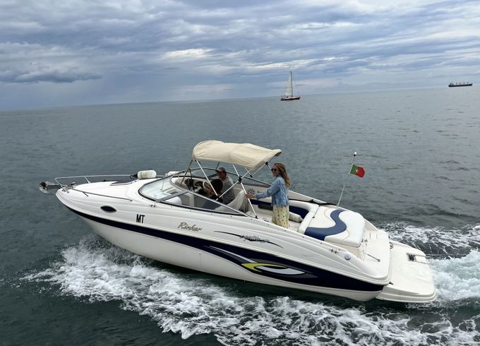 Motorboat Rinker 232 Captiva 260hp