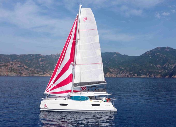 Catamaran Fountaine Pajot Tanna 47 13.9m