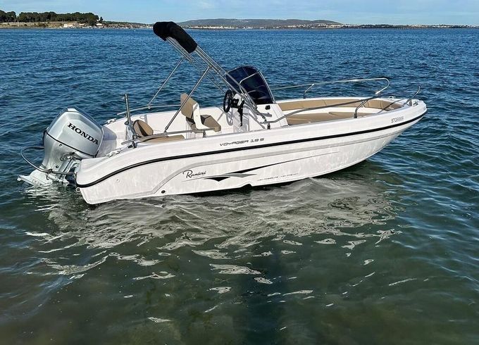 Motorboat Ranieri Voyager 19 s 100hp