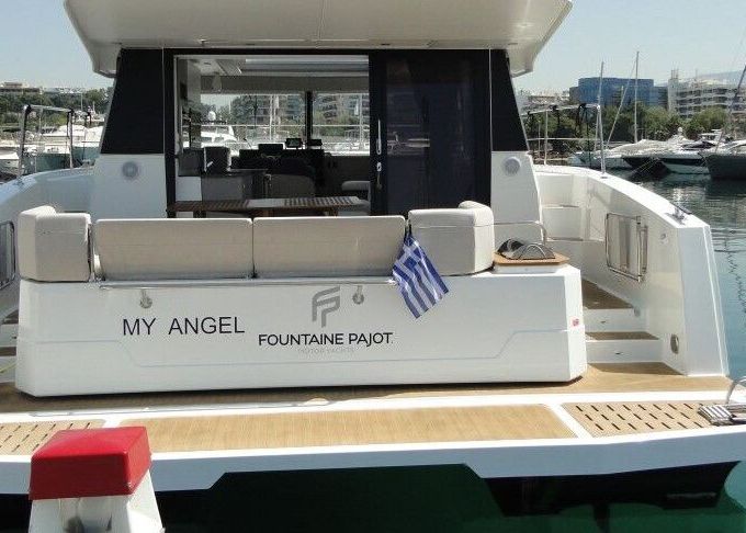 Catamaran Fountaine Pajot Motor Yacht 4.S  11m