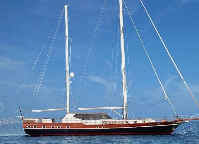Sailboat DRAGON FLY 39m