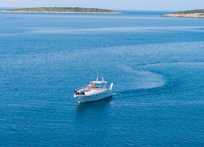 Motorboat Gobbi 42,5 570hp