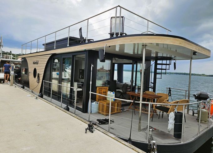 Houseboat Nautilus Hausboote Vagabund 43 mit Kamin - führerscheinpflichtig