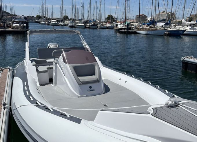 RIB Master 775 350hp