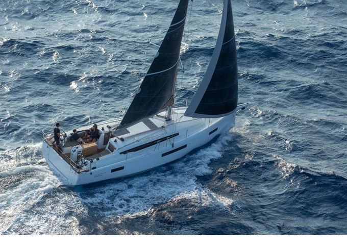 Sailboat Jeanneau Sun Odyssey 410 12.35m
