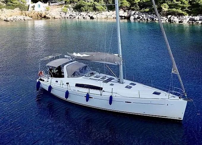 Sailboat Beneteau Oceanis 50 Family 14m
