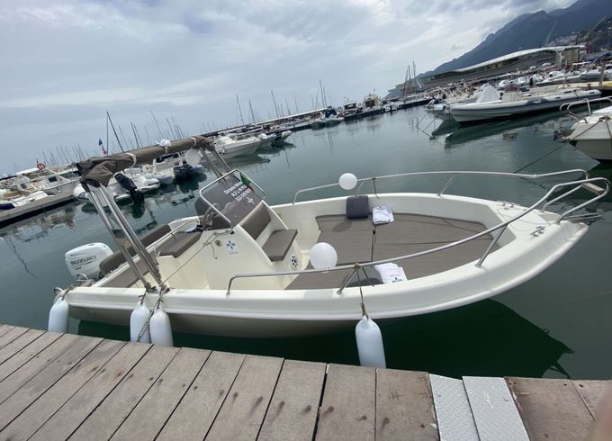 Boat without licence  Terminal Boat 21 40hp