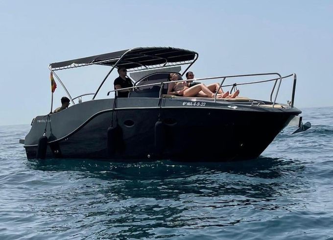 Motorboat MOONDAY 780 WA 250hp
