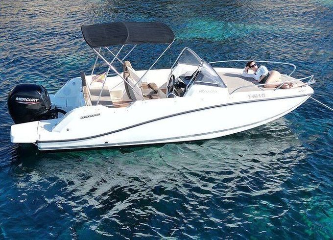 Motorboat Quicksilver Activ 605 Sundeck 150hp