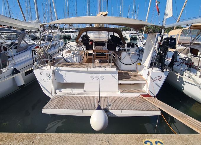 Sailboat Dufour Yachts Dufour 520 GL 15.2m