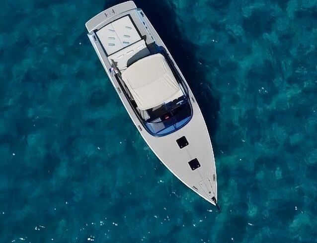 Motorboat VanDutch 40 960hp
