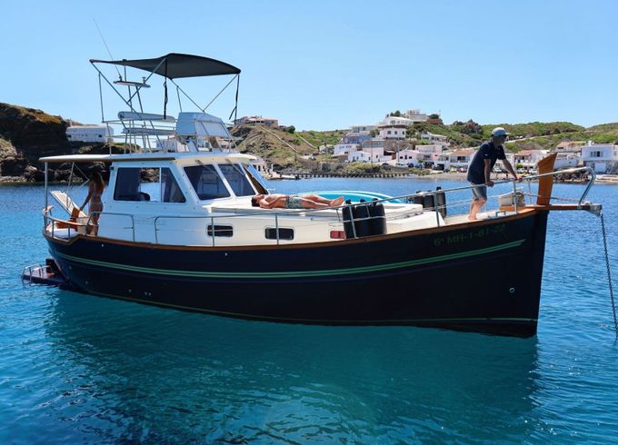Motorboat Menorquin 120 520hp