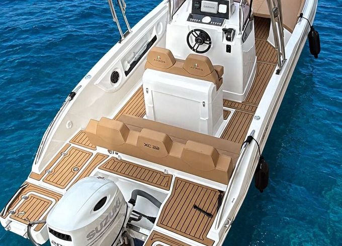 Motorboat Ayros XC 22 200hp