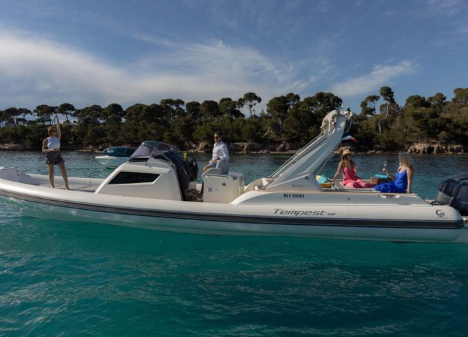 RIB Capelli Tempest 40 700hp