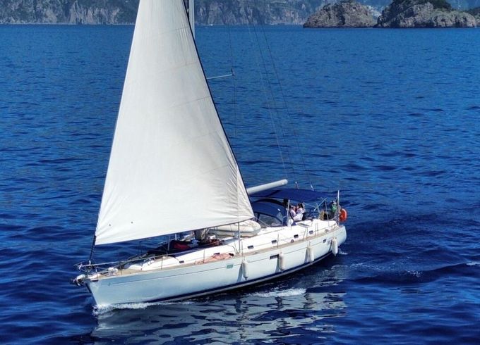 Sailboat Beneteau first 16m