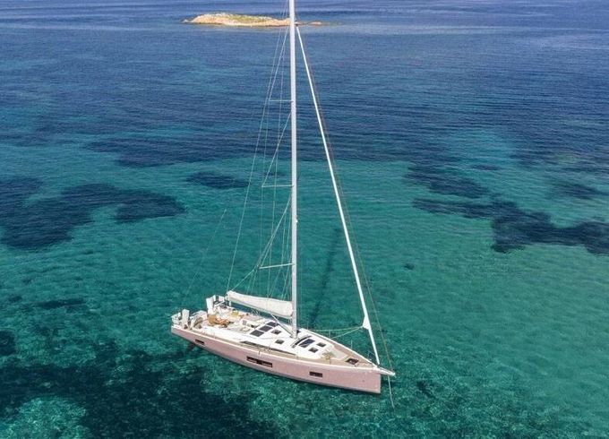 Sailboat Beneteau Oceanis 52 16m
