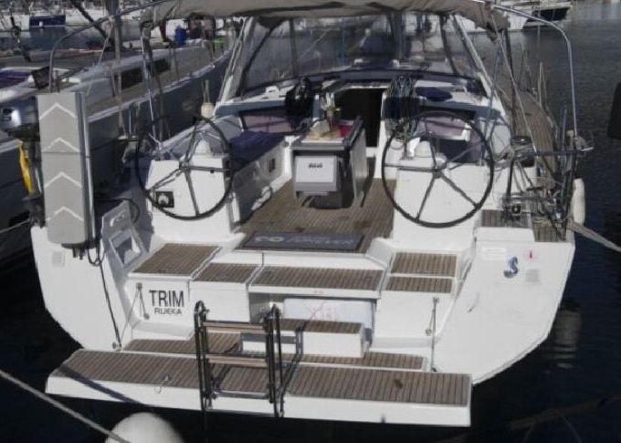 Sailboat Beneteau Oceanis 48 14.6m
