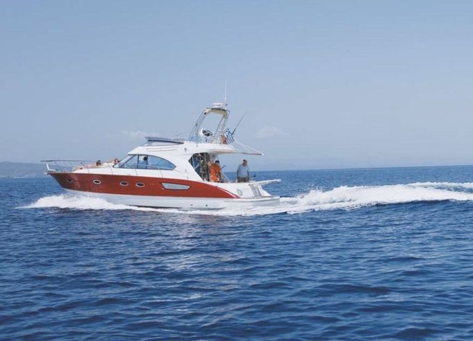 Motorboat Beneteau Antares 12 740hp
