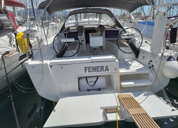 Sailboat DUFOUR 430 Grand Large 13.24m
