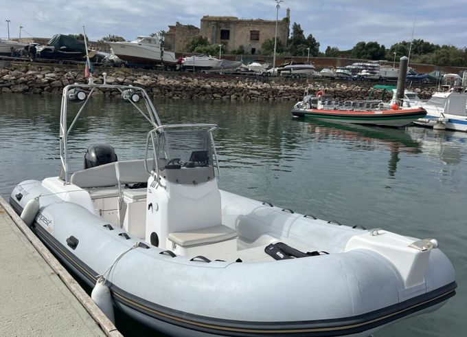 Motorboat Capelli Capelli Tempest 625 150hp