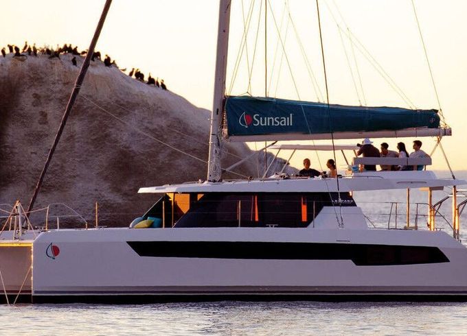 Catamaran Sunsail 424/4/4 12m