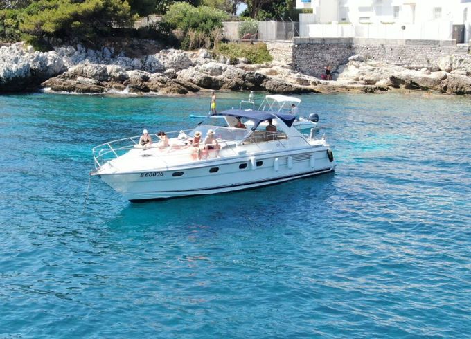 Motorboat Fairline Targa 42 850hp