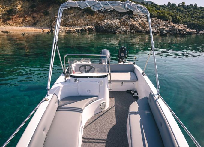 Boat without licence  Nireas assos 30hp