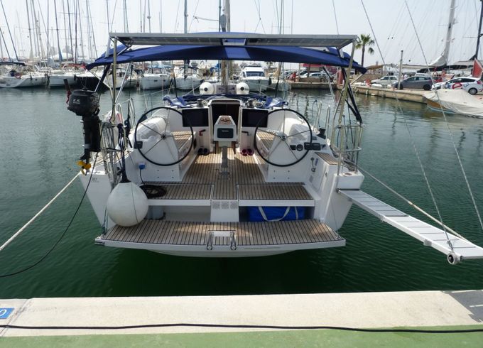 Sailboat Dufour 382 GL 11m