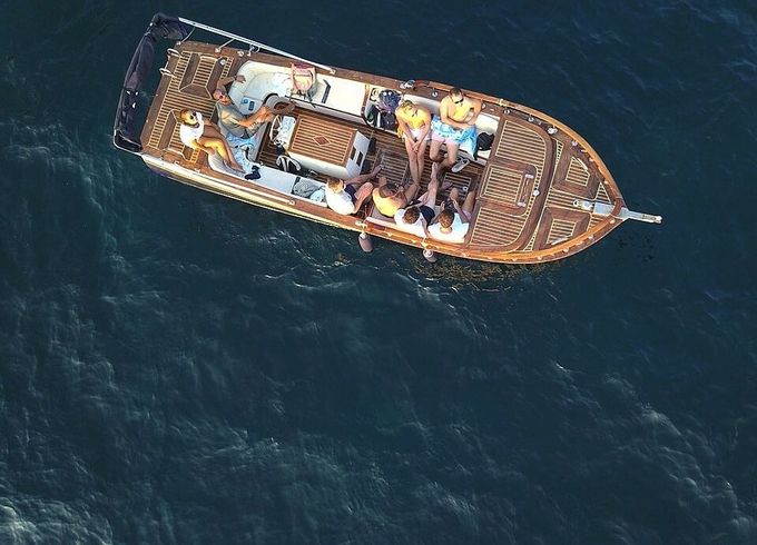Motorboat Traditional Wooden Boat Riva 33hp