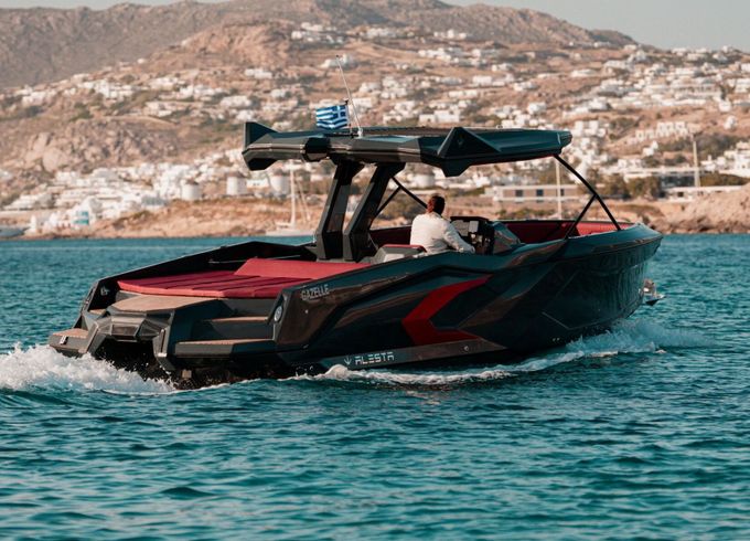 Motorboat ALESTA MARINE RAPTOR 370hp