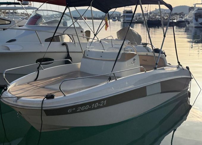 Motorboat Remus 450 open 15hp