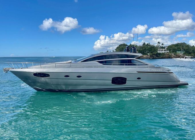 Motorboat Pershing 62 FULL EQUIPE