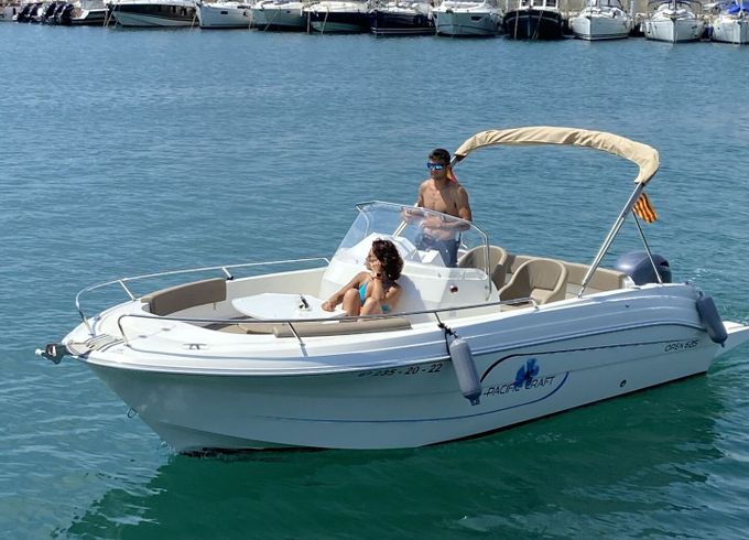 Motorboat Pacific Craft Open 625 130hp