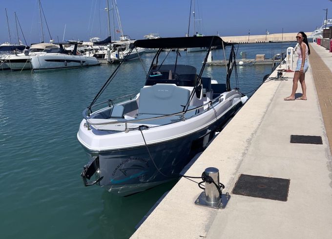 Motorboat Ranieri 275 SL 350hp