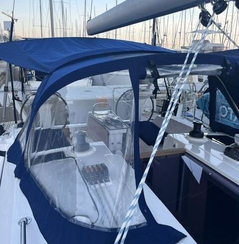 Sailboat Bavaria Bavaria 38 11m