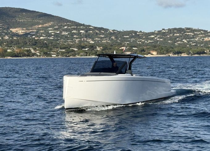 Motorboat PARDO PARDO 43 480hp
