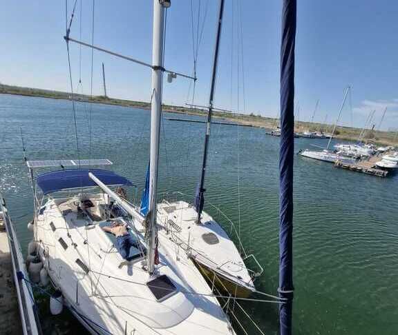 Sailboat Bavaria 35 holiday 10.4m