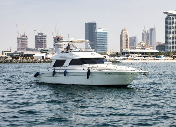 Motor yacht Sea Ray 300 Weekender 1400hp